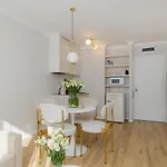 Superapart Marszalkowska 111a *