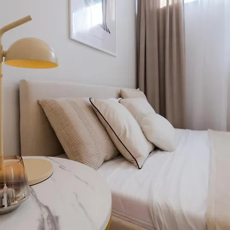 Superapart Marszalkowska 111a 아파트 *